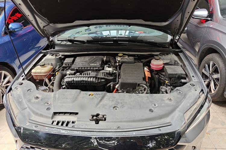 Used BYD Qin PLUS 2021 DM-i 55KM Flagship Model Engine Bay