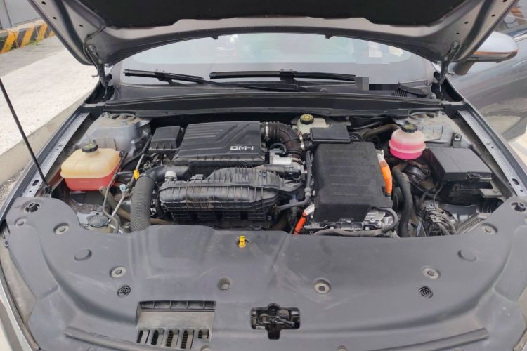Used BYD Qin PLUS 2021 DM-i 120KM Flagship Model Engine Bay