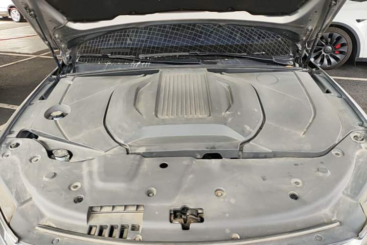 Used BYD Qin PLUS 2021 EV 500KM Premium Model Engine Bay