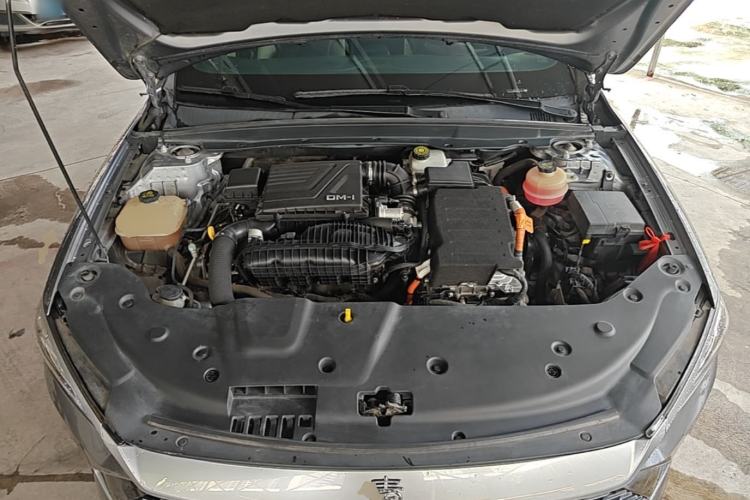 Used BYD Qin PLUS 2021 DM-i 55KM Flagship Model Engine Bay