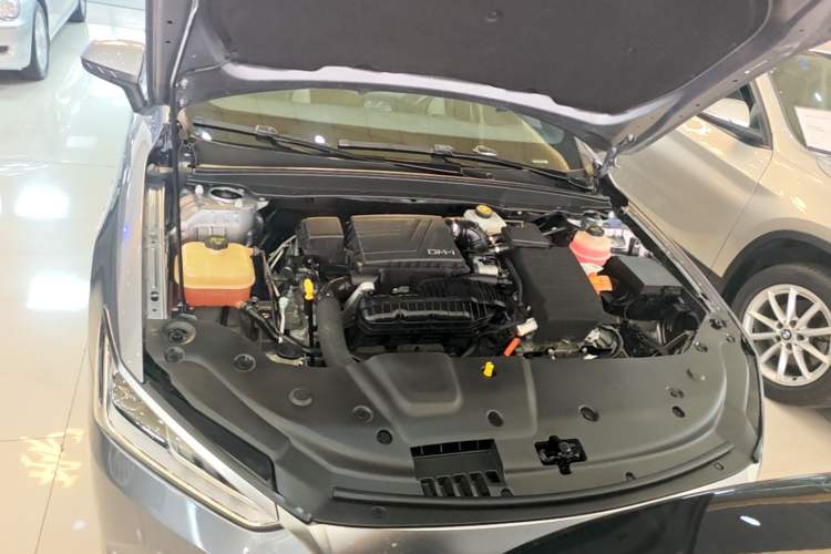 Used BYD Qin PLUS 2021 DM-i 55KM Flagship Model Engine Bay