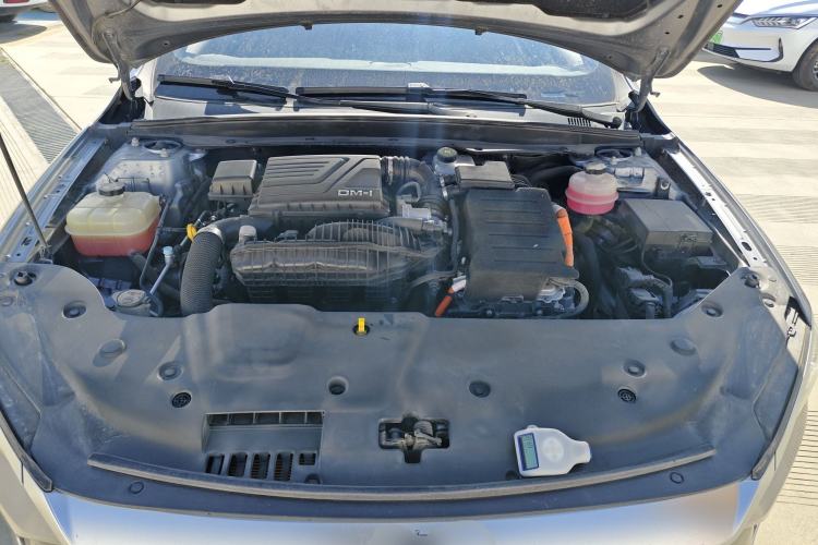 Used BYD Qin PLUS 2021 DM-i 120KM Flagship Model Engine Bay