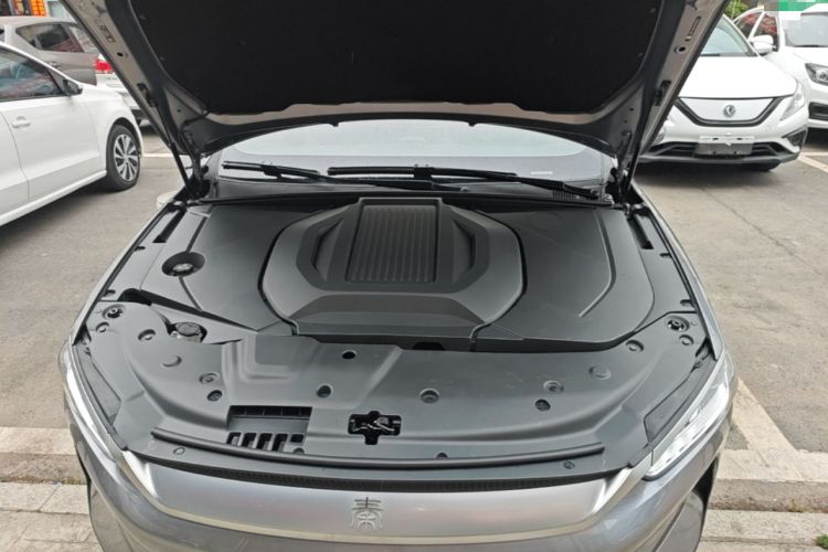 Used BYD Qin PLUS 2021 EV 500KM Luxury Model Engine Bay