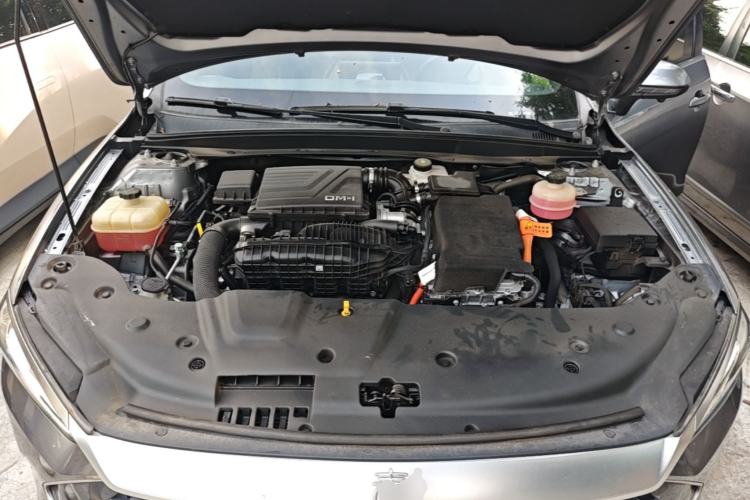 Used BYD Qin PLUS 2021 DM-i 55KM Flagship Model Engine Bay