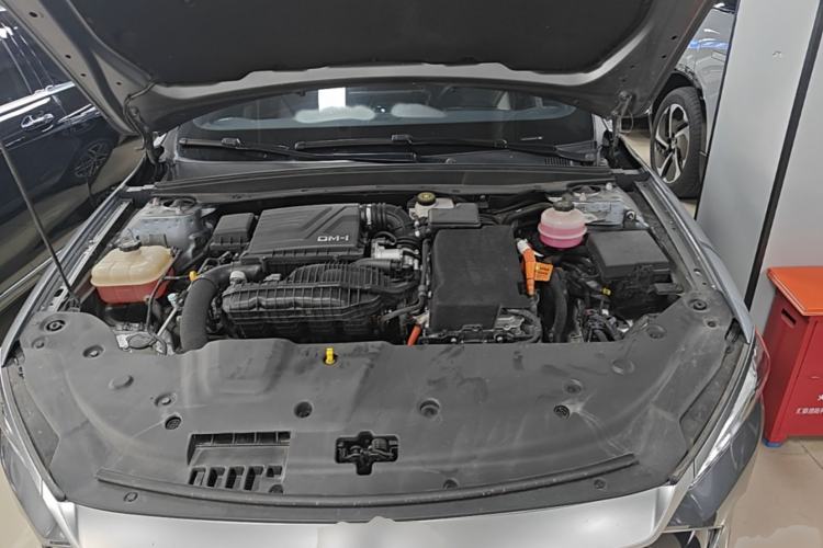 Used BYD Qin PLUS 2021 DM-i 120KM Flagship Model Engine Bay