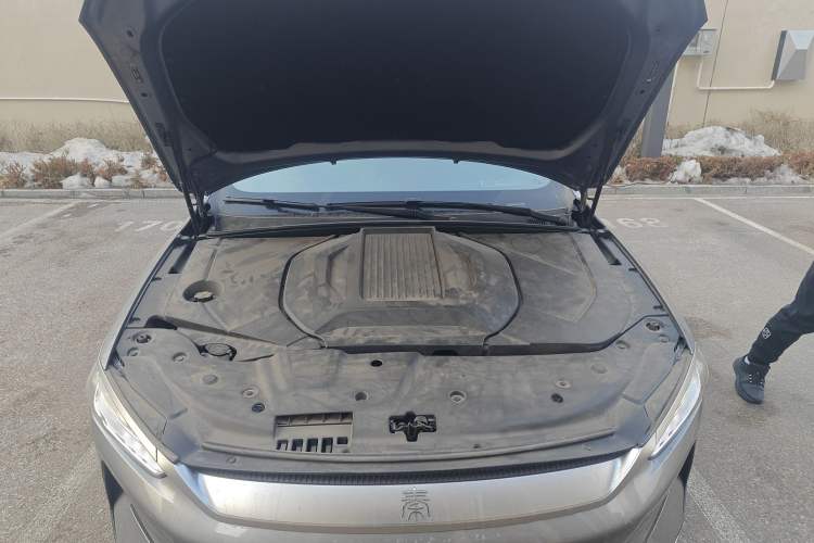 Used BYD Qin PLUS 2021 EV 500KM Luxury Model Engine Bay