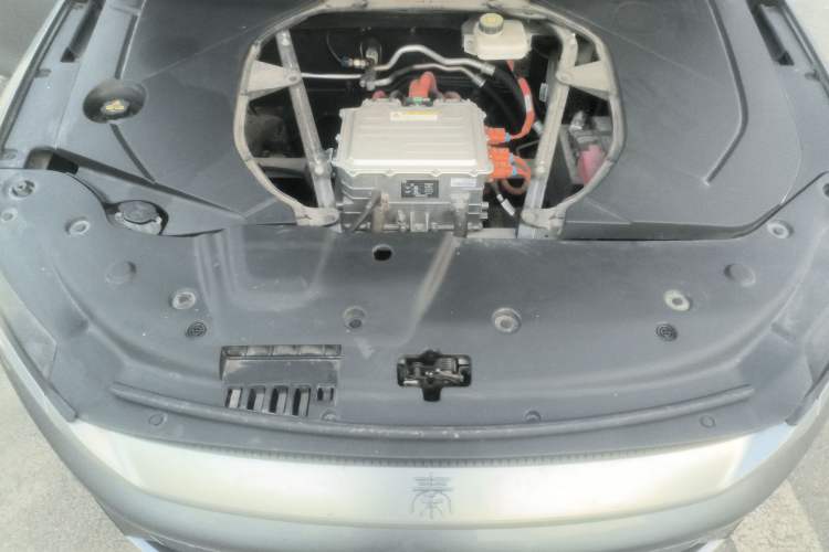 Used BYD Qin PLUS 2021 EV 500KM Premium Model Engine Bay