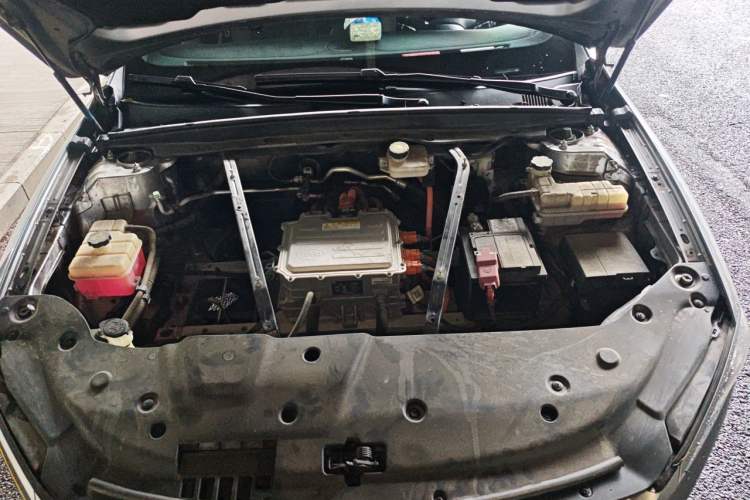 Used BYD Qin PLUS 2021 EV 500KM Luxury Model Engine Bay
