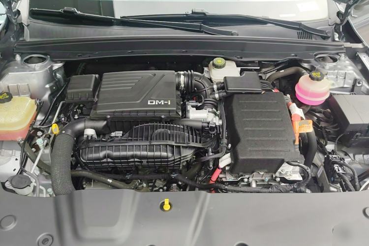 Used BYD Qin PLUS 2021 DM-i 55KM Flagship Model Engine Bay