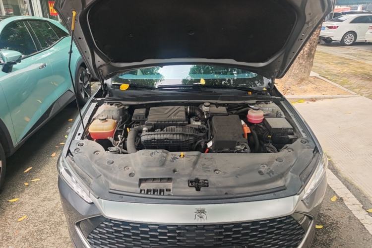 Used BYD Qin PLUS 2021 DM-i 55KM Flagship Model Engine Bay