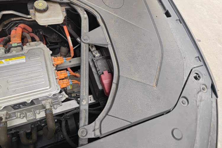 Used BYD Qin PLUS 2021 EV 400KM Luxury Model Engine Bay Left