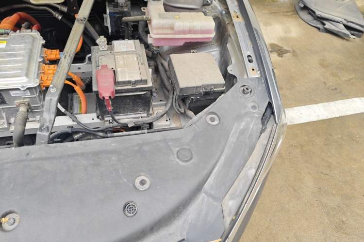Used BYD Qin PLUS 2021 EV 400KM Luxury Model Engine Bay Left
