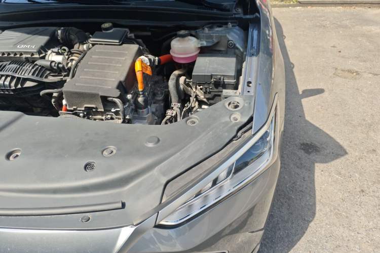 Used BYD Qin PLUS 2021 DM-i 120KM Prestige Model Engine Bay Left