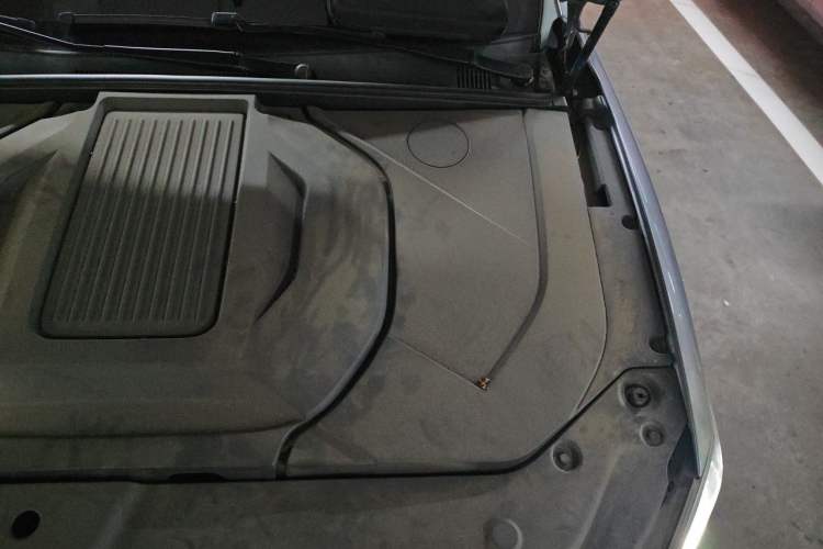 Used BYD Qin PLUS 2021 EV 500KM Luxury Model Engine Bay Left