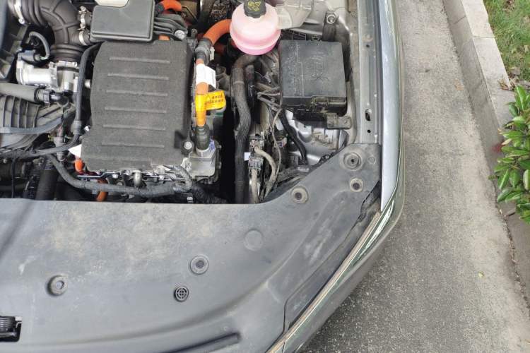 Used BYD Qin PLUS 2021 DM-i 55KM Prestige Model Engine Bay Left