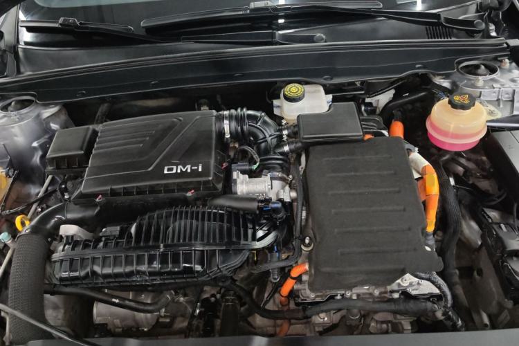 Used BYD Qin PLUS 2021 DM-i 55KM Flagship Model Engine Bay