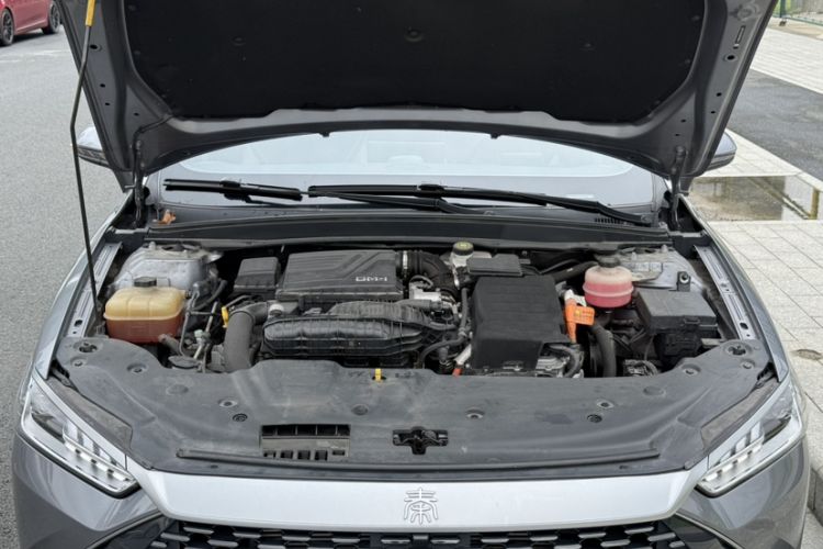 Used BYD Qin PLUS 2021 DM-i 55KM Flagship Model Engine Bay