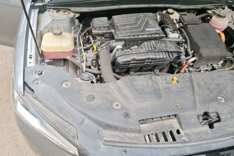 Used BYD Qin PLUS 2021 DM-i 120KM Prestige Model Engine Bay Right