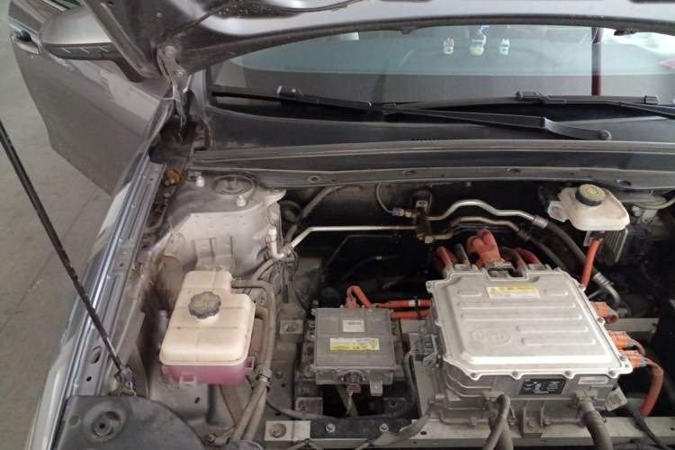 Used BYD Qin PLUS 2021 EV 400KM Leading Comfort Edition Engine Bay Right