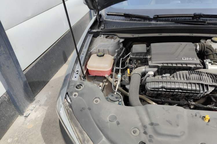 Used BYD Qin PLUS 2021 DM-i 120KM Prestige Model Engine Bay Right