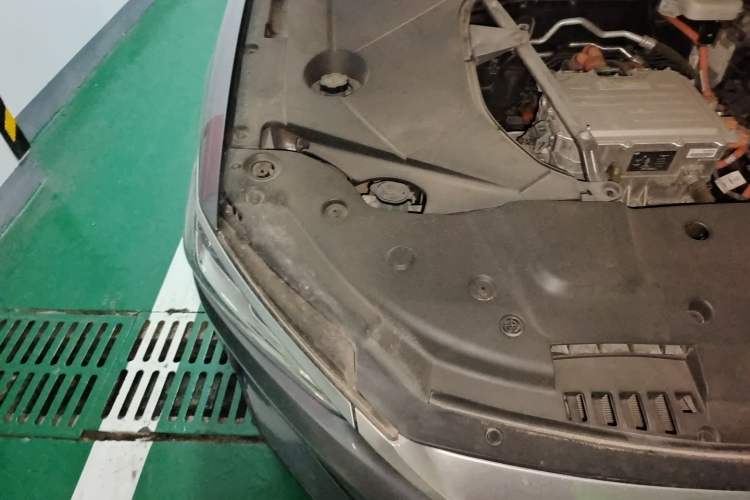 Used BYD Qin PLUS 2021 EV 500KM Luxury Model Engine Bay Right