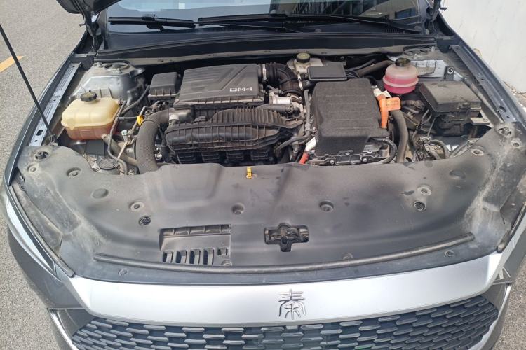 Used BYD Qin PLUS 2021 DM-i 55KM Flagship Model Engine Bay