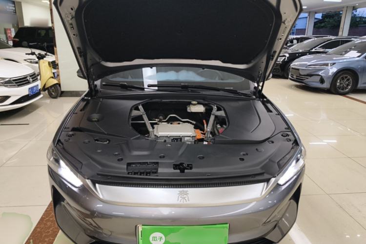 Used BYD Qin PLUS 2021 EV 400KM Luxury Model Engine Bay