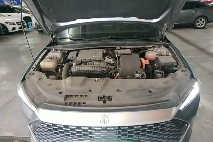 Used BYD Qin PLUS 2021 DM-i 120KM Prestige Model Engine Bay
