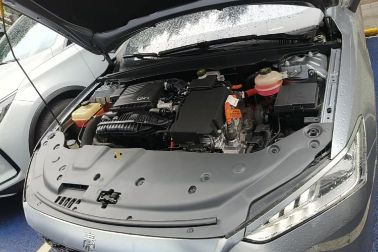 Used BYD Qin PLUS 2021 DM-i 55KM Flagship Model Engine Bay