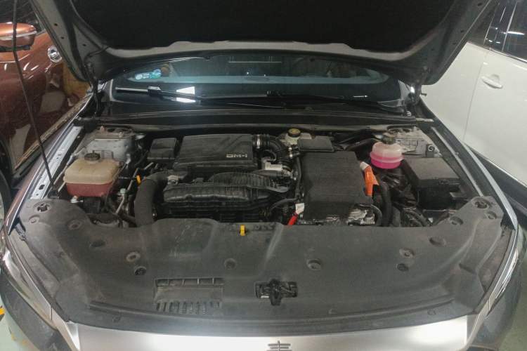 Used BYD Qin PLUS 2021 DM-i 120KM Flagship Model Engine Bay