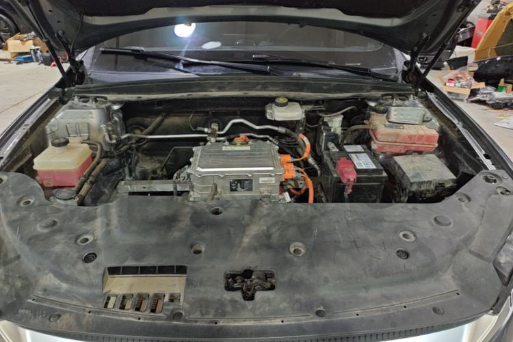 Used BYD Qin PLUS 2021 EV 500KM Luxury Model Engine Bay