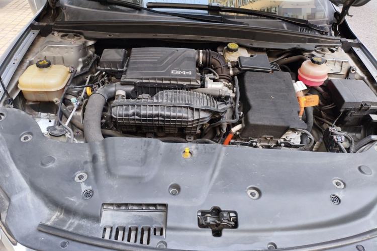 Used BYD Qin PLUS 2021 DM-i 55KM Flagship Model Engine Bay