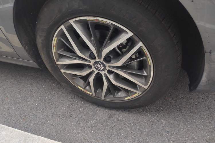 Used BYD Qin PLUS 2021 EV 400KM Luxury Model Exterior 1
