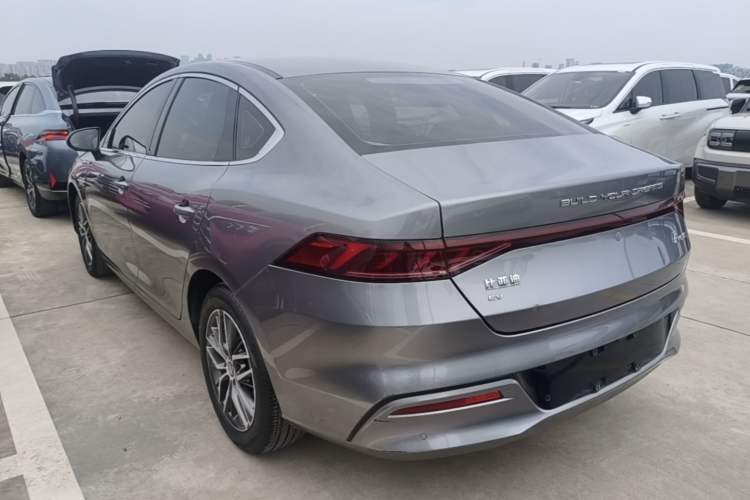 Used BYD Qin PLUS 2021 EV 500KM Luxury Model Exterior 2