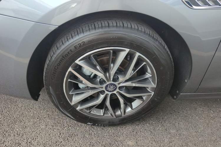 Used BYD Qin PLUS 2021 EV 500KM Premium Model Exterior 2