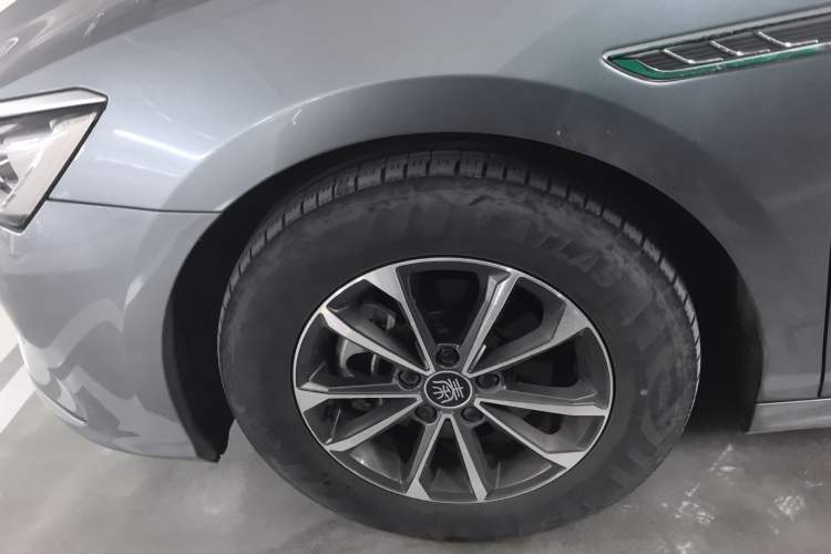 Used BYD Qin PLUS 2021 DM-i 55KM Prestige Model Exterior 2