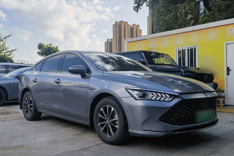 Used BYD Qin PLUS 2021 DM-i 55KM Prestige Model Exterior 2