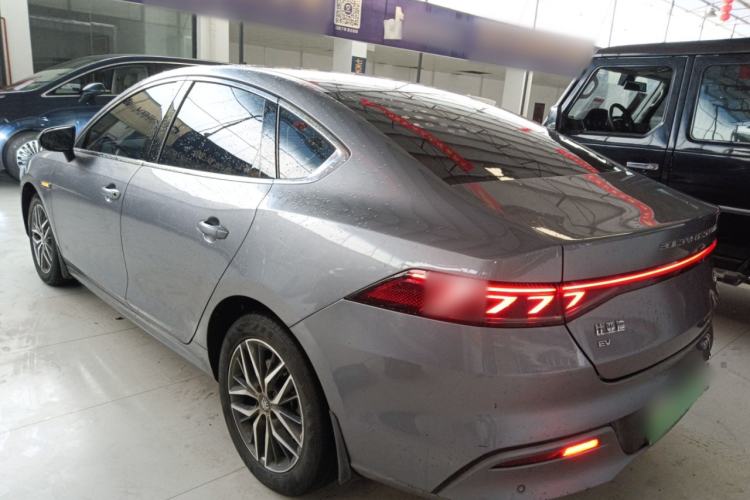 Used BYD Qin PLUS 2021 EV 400KM Luxury Model Exterior 2
