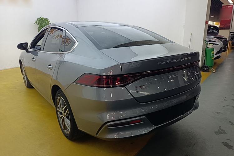 Used BYD Qin PLUS 2021 EV 400KM Luxury Model Exterior 2