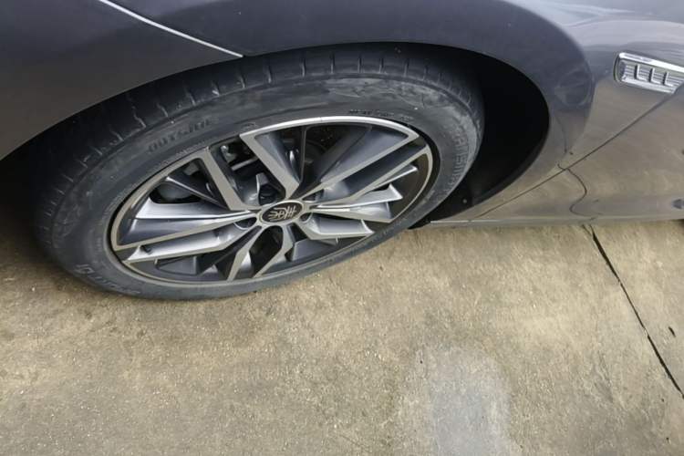 Used BYD Qin PLUS 2021 DM-i 55KM Flagship Model Exterior 4
