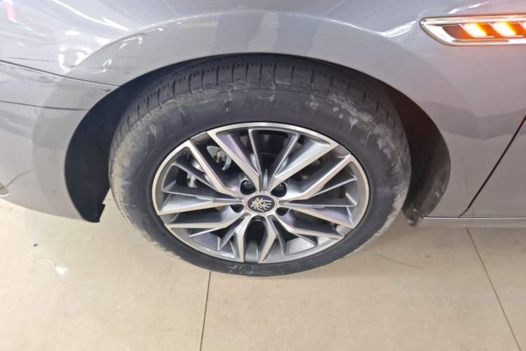 Used BYD Qin PLUS 2021 EV 500KM Luxury Model Exterior 4