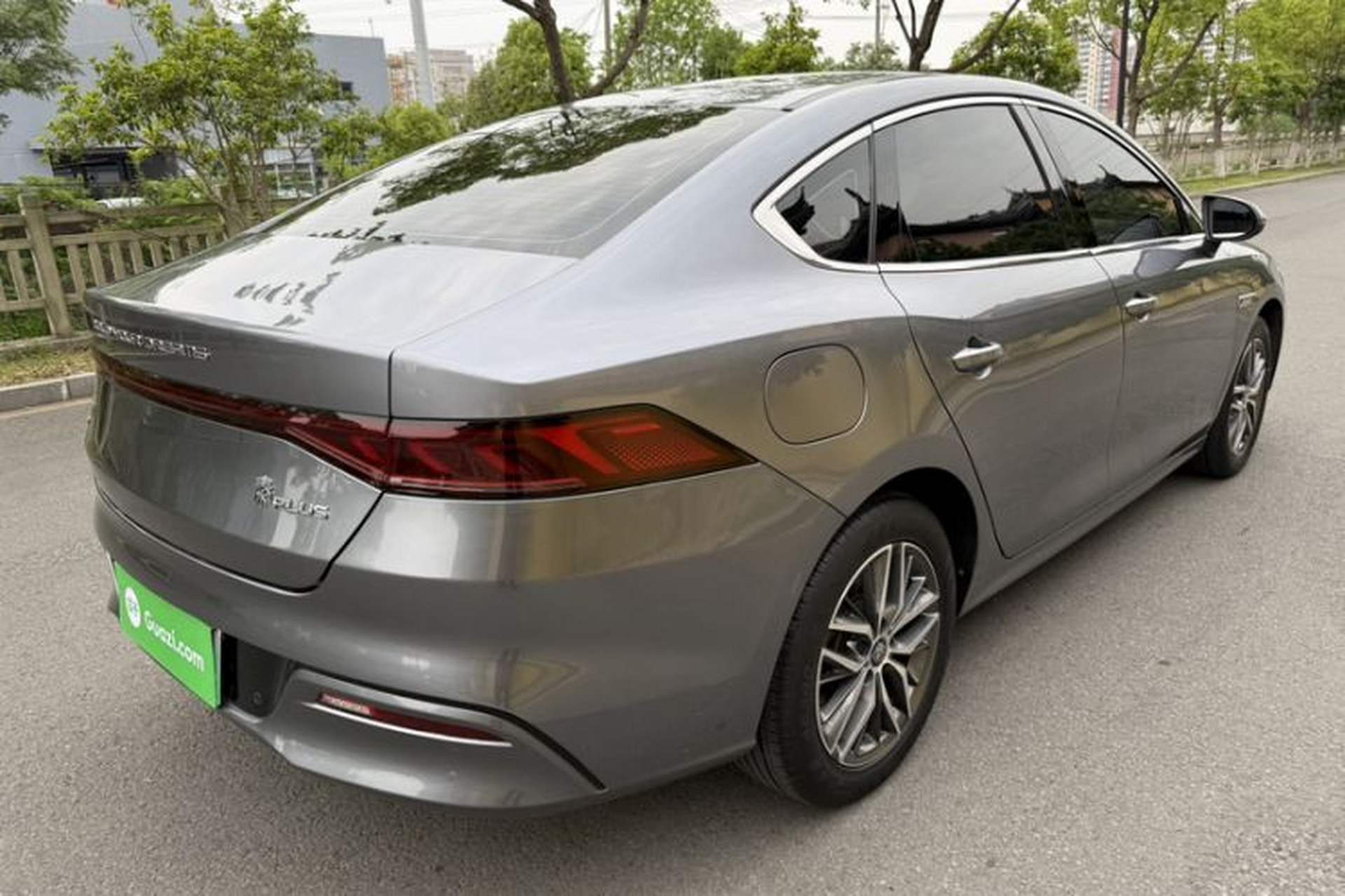 Used BYD Qin PLUS 2021 EV 500KM Premium Model Exterior 4