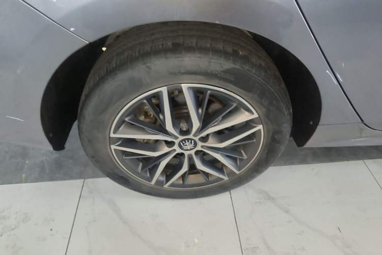 Used BYD Qin PLUS 2021 EV 400KM Luxury Model Exterior 5
