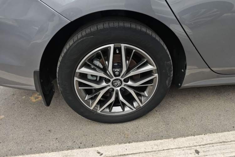 Used BYD Qin PLUS 2021 EV 500KM Luxury Model Exterior 5