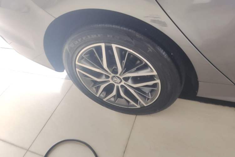 Used BYD Qin PLUS 2021 DM-i 55KM Flagship Model Exterior 5