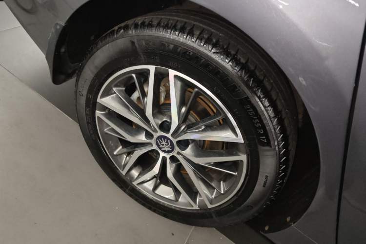 Used BYD Qin PLUS 2021 DM-i 55KM Flagship Model Exterior 5