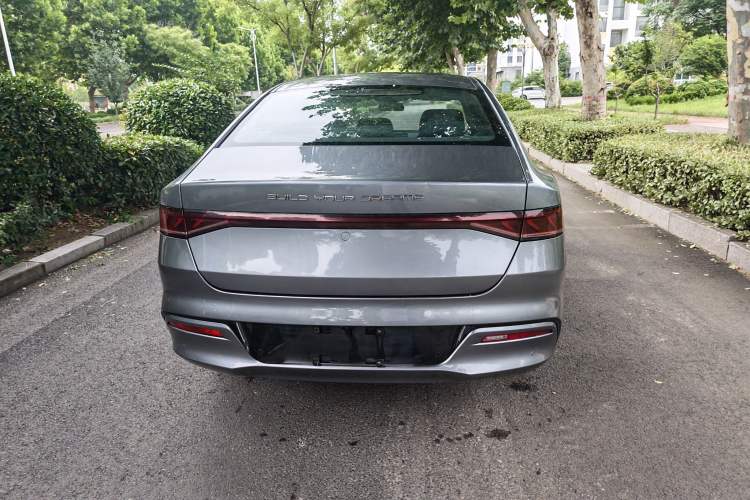 Used BYD Qin PLUS 2021 EV 400KM Luxury Model Exterior 5