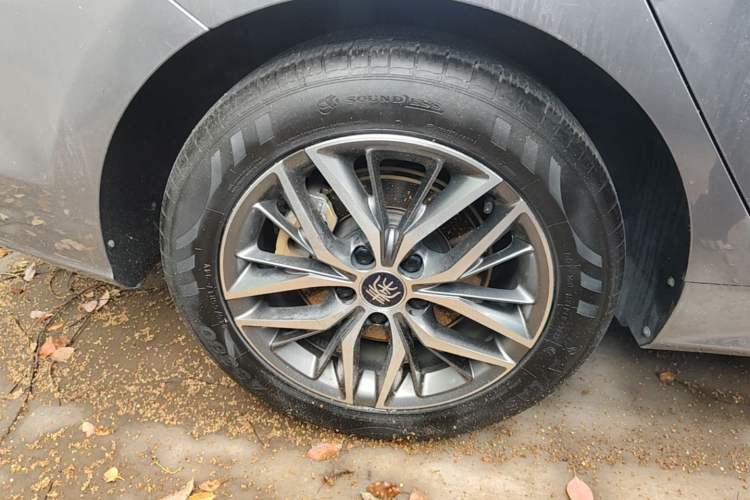 Used BYD Qin PLUS 2021 DM-i 55KM Flagship Model Exterior 5