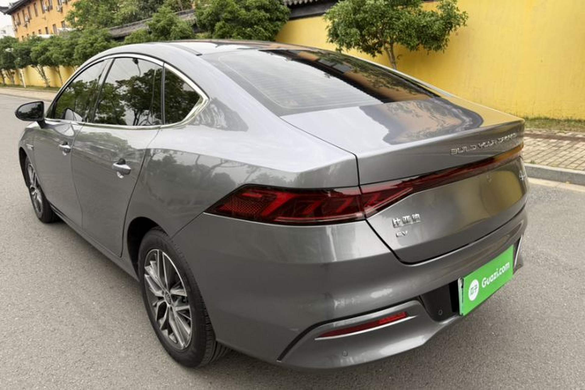 Used BYD Qin PLUS 2021 EV 500KM Premium Model Exterior 5