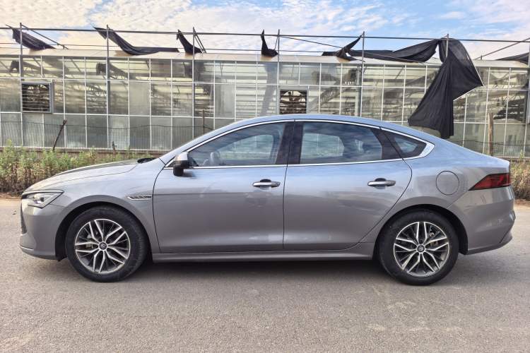Used BYD Qin PLUS 2021 DM-i 55KM Flagship Model Exterior 6